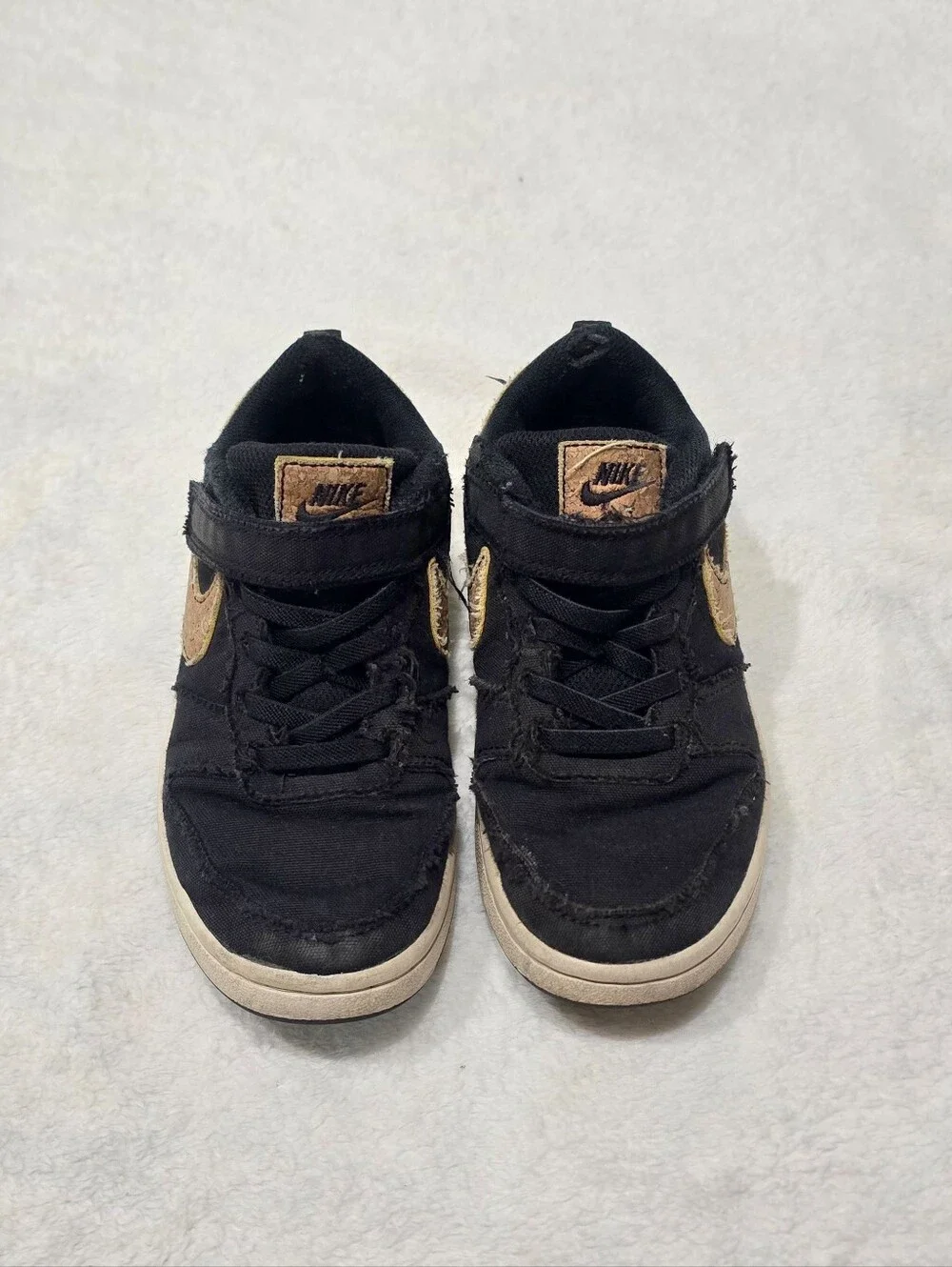 Boy's Nike Court Sneakers Borough Low 2 Black Casual Shoes Size 13 Youth